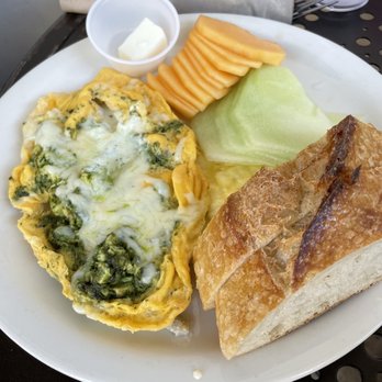 Urth Caffé-Pasadena - The Chicken Pesto Omelet - Cafes Near Me - Pasadena, California Urth Caffé-Pasadena - The Chicken Pesto Omelet - Cafes Near Me - Pasadena, California