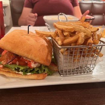Route 66 Restaurant - Lobster Club - Seafood Near Me - Bar Harbor, Maine