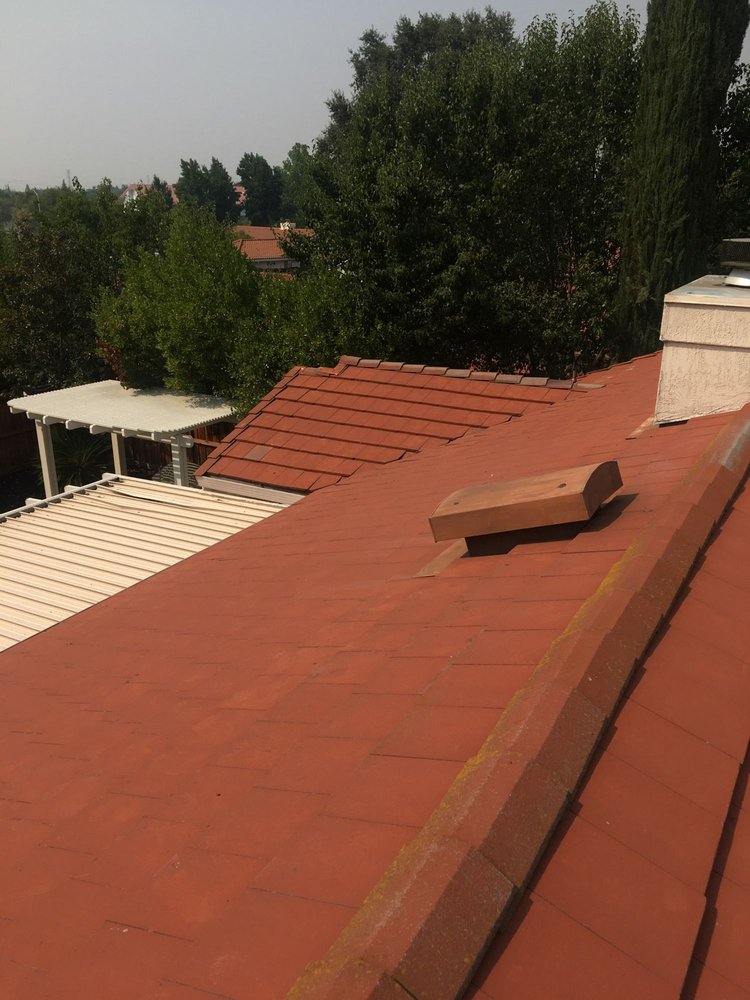 Slide of Quality Roofing