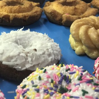 Dainty Donuts - Da best - Donuts Near Me - San Ramon, California