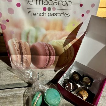 Le Macaron French Pastries - Macarons Near Me - Omaha, Nebraska