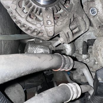 Ottos Mobile Mechanic - So hard to reach that alternator bolt - Auto Repair Near Me - Baldwin , New York
