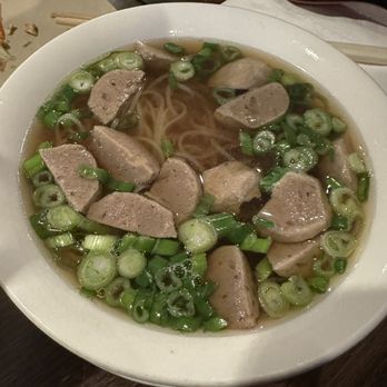 Pho 89 - 33. Pho Bo Vien (Beef Noodle Soup with Meatballs) children's size - Vietnamese Near Me - Randolph, Massachusetts Pho 89 - 33. Pho Bo Vien (Beef Noodle Soup with Meatballs) children's size - Vietnamese Near Me - Randolph, Massachusetts