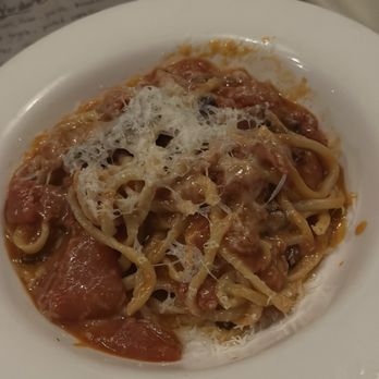 Macosa Trattoria - Anatriciana - Italian Near Me - Brooklyn, New York