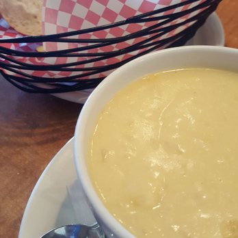 Armstrong's Restaurant - Cauliflower Cheese Soup and Bread Basket - American Near Me - Coraopolis, Pennsylvania