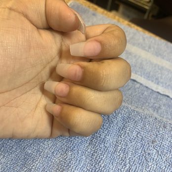 Hello Nails & Spa - Mid-fill. Nails didn't lift even a LITTLE after 3 weeks. Constantly doing dishes. Working. Not even close to gentle with them - Day Spas Near Me - Vacaville, California