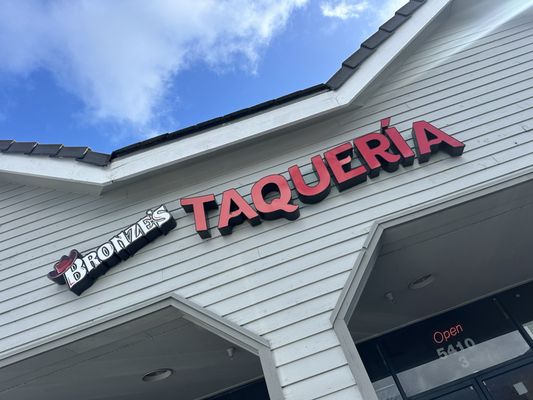 Bronzes Taqueria by null