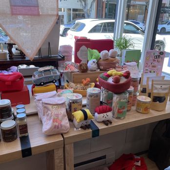 Nikoniko Gifts - Pet toys - Gift Shops Near Me - San Francisco, California