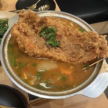 Manaao - Gaeng som + crispy catfish - Thai Near Me - Tustin, California