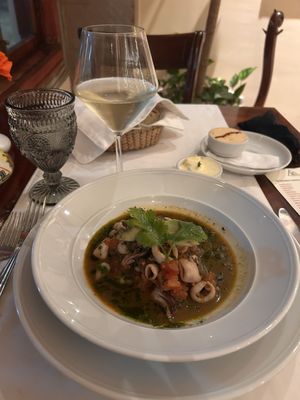 TRIO RESTAURANT by null