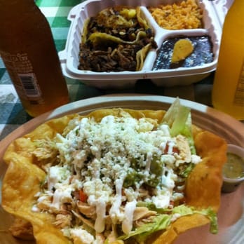 Serg's Mexican Kitchen - Food Trucks Near Me - Honolulu, Hawaii