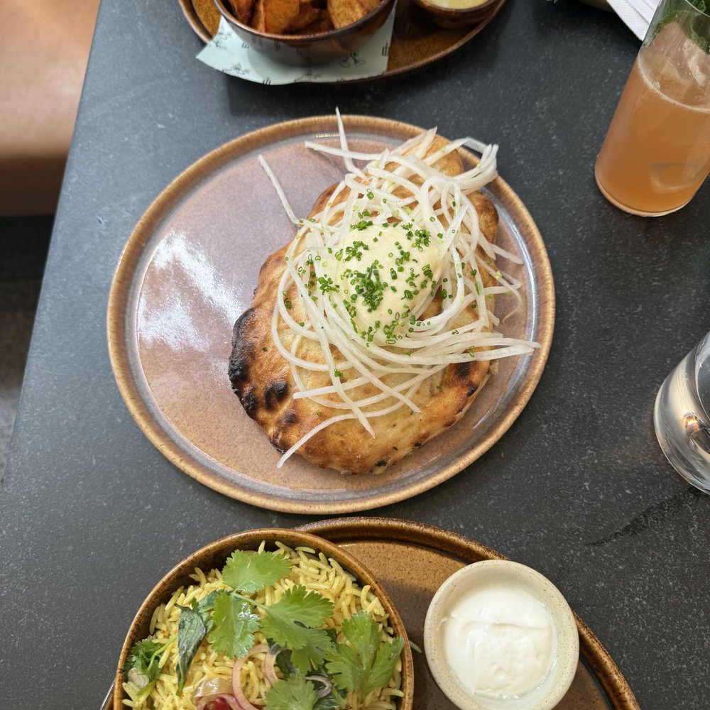 Crown Shy - Lunch - New American Near Me - New York, New York