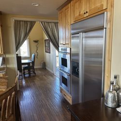 High Ridge Manor - Kitchen