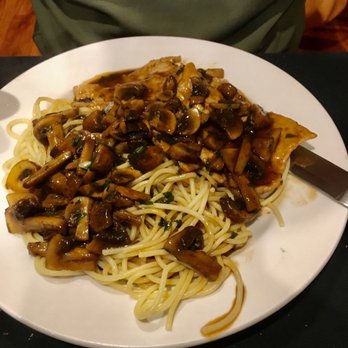 Di Lisio's - Italian Near Me - Winston-Salem, North Carolina