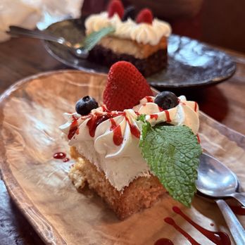 VIDA Cocina & Tequila - Tres Leches - New Mexican Cuisine Near Me - Altamonte Springs, Florida VIDA Cocina & Tequila - Tres Leches - New Mexican Cuisine Near Me - Altamonte Springs, Florida