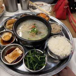 Chee Mc - Oxtail soup