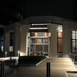 Tysons MRI And Imaging Center - Main building entrance at night