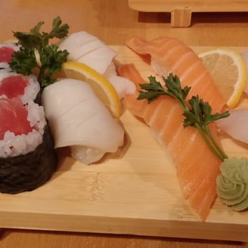Shema Sushi - 寿司プレート(sushi plate) - Sushi Bars Near Me - Rochester, New York Shema Sushi - 寿司プレート(sushi plate) - Sushi Bars Near Me - Rochester, New York