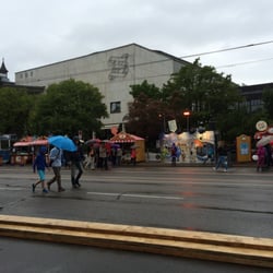 Verein Zürcher Volksfeste - Nothing like terrible weather to keep the crowds away.