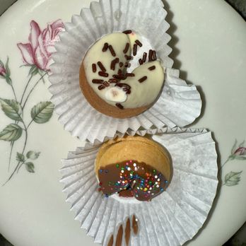 Ping Pong - fortune cookie dessert - Chinese Near Me - Chicago, Illinois Ping Pong - fortune cookie dessert - Chinese Near Me - Chicago, Illinois