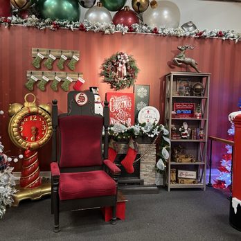 Santa Claus House - Where's Santa?! - Christmas Trees Near Me - North Pole, Alaska Santa Claus House - Where's Santa?! - Christmas Trees Near Me - North Pole, Alaska