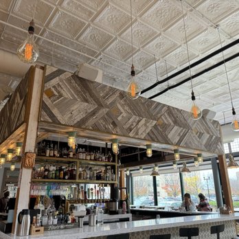 The Garden Table - Bar - Breakfast & Brunch Near Me - Indianapolis, Indiana