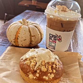 Segundo Coffee Lab - S'more Latte and Pumpkin Muffin Top - Coffee & Tea Near Me - Houston, Texas Segundo Coffee Lab - S'more Latte and Pumpkin Muffin Top - Coffee & Tea Near Me - Houston, Texas