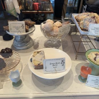 Marigold Kitchen - Pastry display - Breakfast & Brunch Near Me - Madison, Wisconsin Marigold Kitchen - Pastry display - Breakfast & Brunch Near Me - Madison, Wisconsin