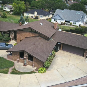 Economy Roofing - Beautiful GAF Timberline roofing system installed in Burr Ridge IL. Let us give your curb a lot more appeal. - Roofing Near Me - Chicago, Illinois