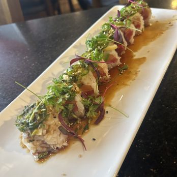 OHO Sushi Studio - Tangerine Roll - Sushi Bars Near Me - Long Beach, California OHO Sushi Studio - Tangerine Roll - Sushi Bars Near Me - Long Beach, California