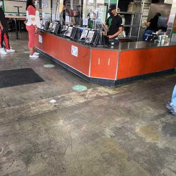 Wingstop - The two girls in the middle^ - Chicken Wings Near Me - Las Vegas, Nevada