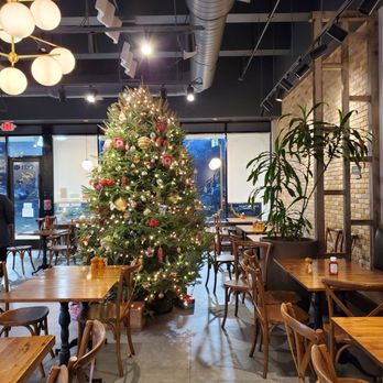 Cafe Trois - Christmas Tree - Breakfast & Brunch Near Me - Fort Lee, New Jersey Cafe Trois - Christmas Tree - Breakfast & Brunch Near Me - Fort Lee, New Jersey