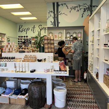 Keep It Simple Honolulu Zero Waste - Cosmetics & Beauty Supply Near Me - Honolulu, Hawaii