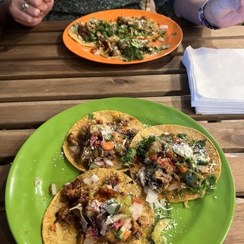 Que Suave Taco Shop - Carne, chicken and pastor tacos! - American Near Me - Phoenix, Arizona