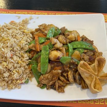 Old Wok - Lunch Hunan Pork - Chinese Near Me - Kansas City, Missouri Old Wok - Lunch Hunan Pork - Chinese Near Me - Kansas City, Missouri
