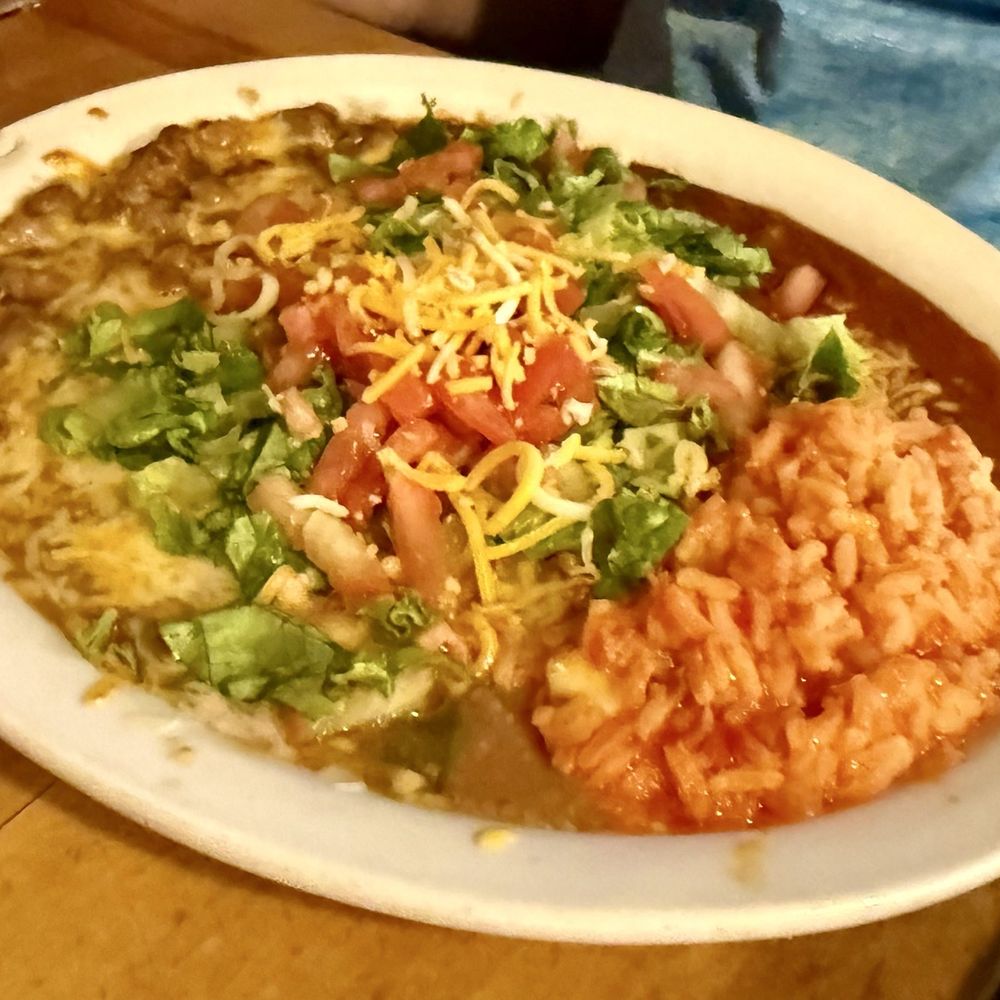 Michael's Kitchen Restaurant & Bakery - Combo plate - Bakeries Near Me - Taos, New Mexico Michael's Kitchen Restaurant & Bakery - Combo plate - Bakeries Near Me - Taos, New Mexico