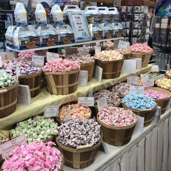 Brummer's Homemade Chocolates - Candy Stores Near Me - Vermilion, Ohio