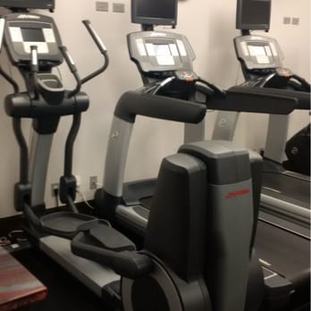 The Pearl Hotel - Fairly small gym. Only a few treadmills and an elliptical. Also a bench area. Open 6am till 11pm. - Hotels Near Me - New York, New York The Pearl Hotel - Fairly small gym. Only a few treadmills and an elliptical. Also a bench area. Open 6am till 11pm. - Hotels Near Me - New York, New York