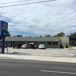 Orangeland Fish & Seafood Restaurant - This is the full front view of the fish market/restaurant.