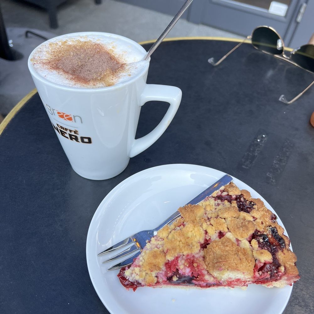 Green Caffè Nero - Cappuccino and Cherry Tart (Torta od Wojtka) - Coffee & Tea Near Me - Warsaw, MZ