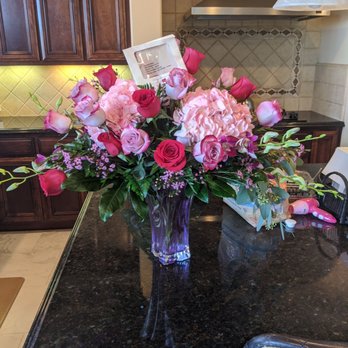 Gilroy Flower Shop - Every time we have ordered from here we have gotten gorgeous arrangements. - Florists Near Me - Gilroy, California Gilroy Flower Shop - Every time we have ordered from here we have gotten gorgeous arrangements. - Florists Near Me - Gilroy, California