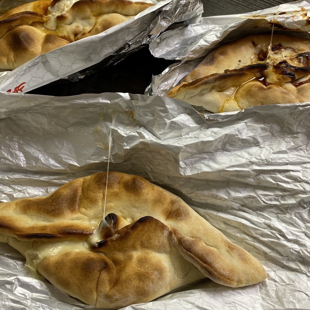 Three baked inside outs - plain pizza, buffalo chicken and bbq chicken. Tasty and a good value Three baked inside outs - plain pizza, buffalo chicken and bbq chicken. Tasty and a good value