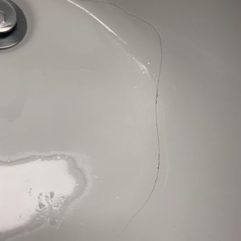 DoubleTree by Hilton Hotel Billings - Cracked sink - Hotels Near Me - Billings, Montana DoubleTree by Hilton Hotel Billings - Cracked sink - Hotels Near Me - Billings, Montana