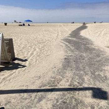 Huntington State Beach - Paved half way from parking lot to water - Beaches Near Me - Huntington Beach, California Huntington State Beach - Paved half way from parking lot to water - Beaches Near Me - Huntington Beach, California