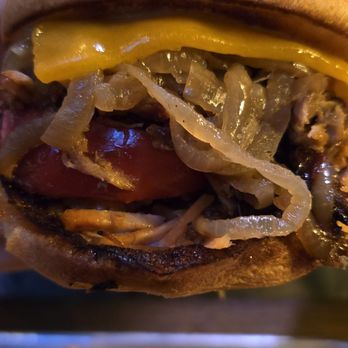 For Tomorrow We Die Brewing - Pulled pork sandwich - Brewpubs Near Me - Salem, Oregon For Tomorrow We Die Brewing - Pulled pork sandwich - Brewpubs Near Me - Salem, Oregon