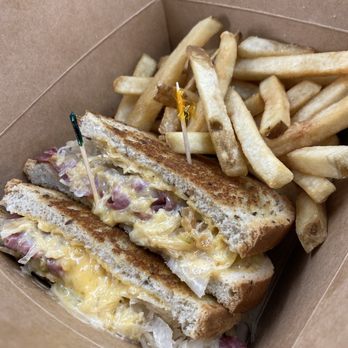 Greenhouse Cafe - Reuben sandwich with fries - Coffee & Tea Near Me - Baltimore, Maryland