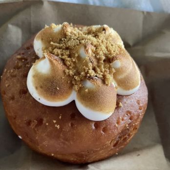Glazed Donuts - Key lime pie doughnut FILLED with fresh tart but sweet filling - Donuts Near Me - Key West, Florida Glazed Donuts - Key lime pie doughnut FILLED with fresh tart but sweet filling - Donuts Near Me - Key West, Florida