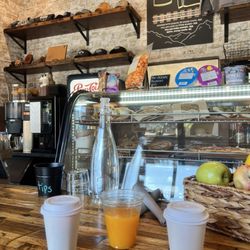 MTN Lodge Ridgway - Breakfast bar