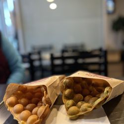 Bubble Waffle Cafe - Bubble waffle