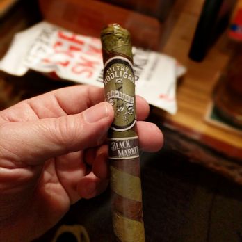 Cameroon Lounge - Alec Bradley Filthy Hooligan cigar. A seasonal favorite. - Tobacco Shops Near Me - Greer, South Carolina Cameroon Lounge - Alec Bradley Filthy Hooligan cigar. A seasonal favorite. - Tobacco Shops Near Me - Greer, South Carolina